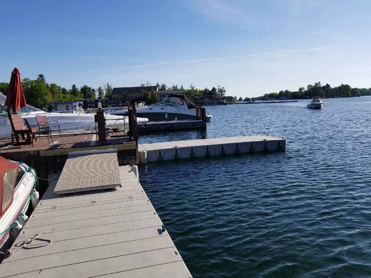 Motel Hills Motor Court & Marina Alexandria Bay Zewnętrze zdjęcie