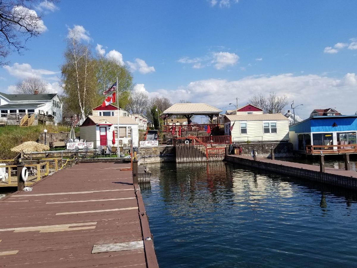 Motel Hills Motor Court & Marina Alexandria Bay Zewnętrze zdjęcie